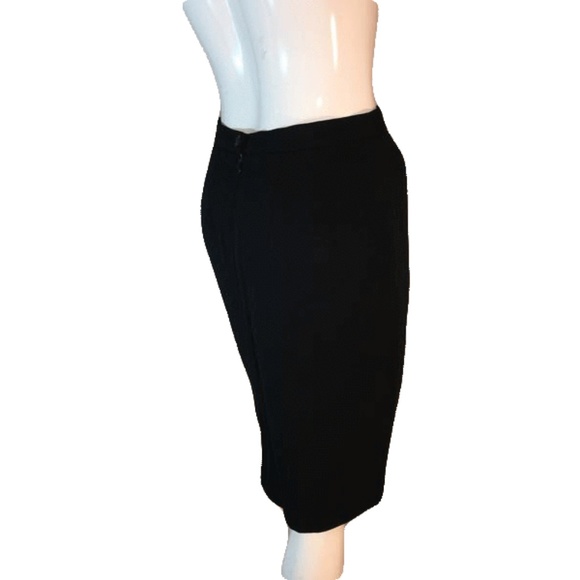 Chaus Above Knee Length Black Skirt (SKU 0… - Picture 2 of 3